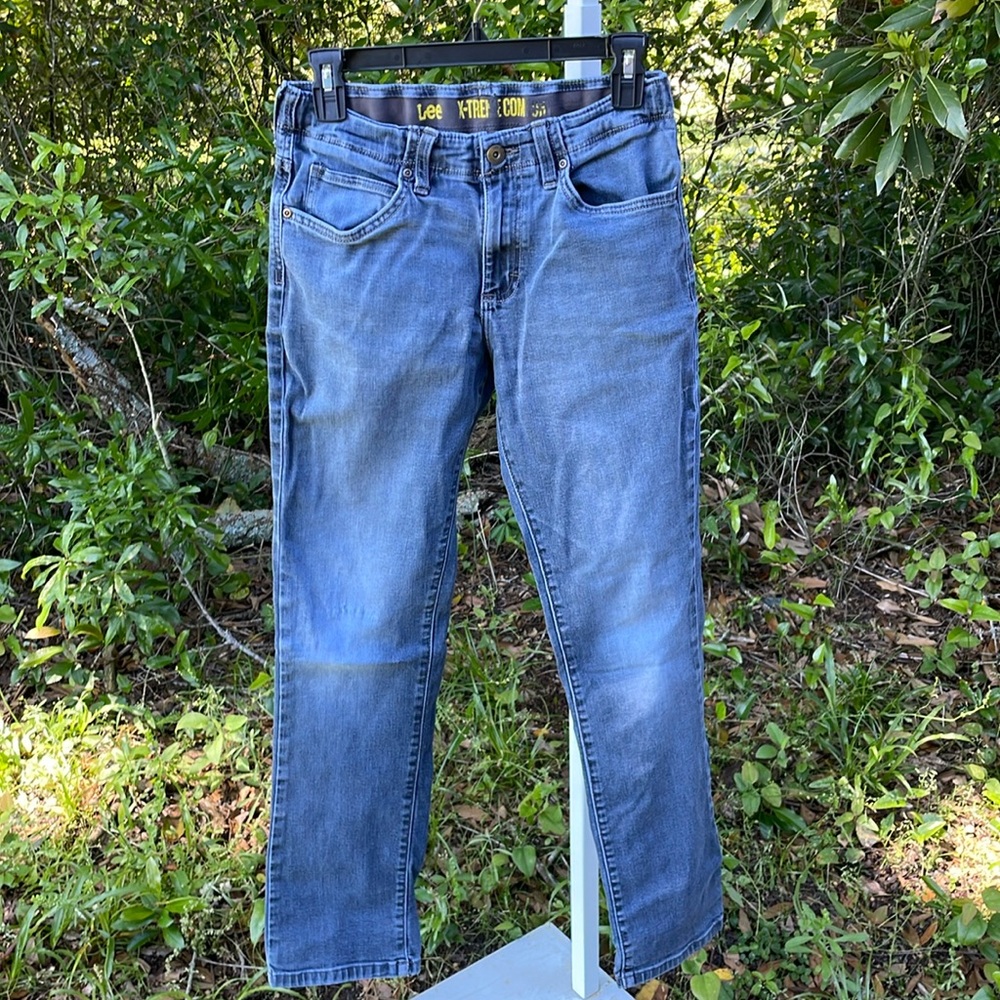 Lee Sport Series size 16 regular